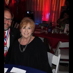 Meet your Posher, Pat